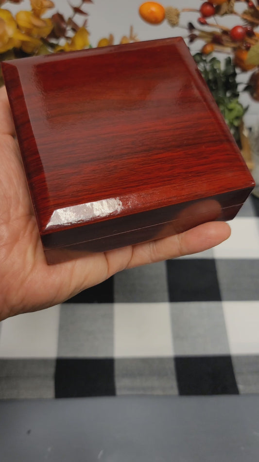 TO MY DAUGHTER I LOVE YOU TO PIECES LOVE KNOT NECKLACE BIRTHDAY GIFT FOR DAUGHTER NECKLACE FOR HER